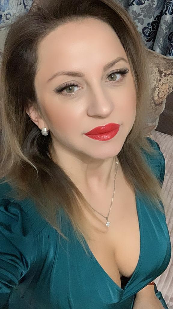 Simona Holban - terapeut hipnotist